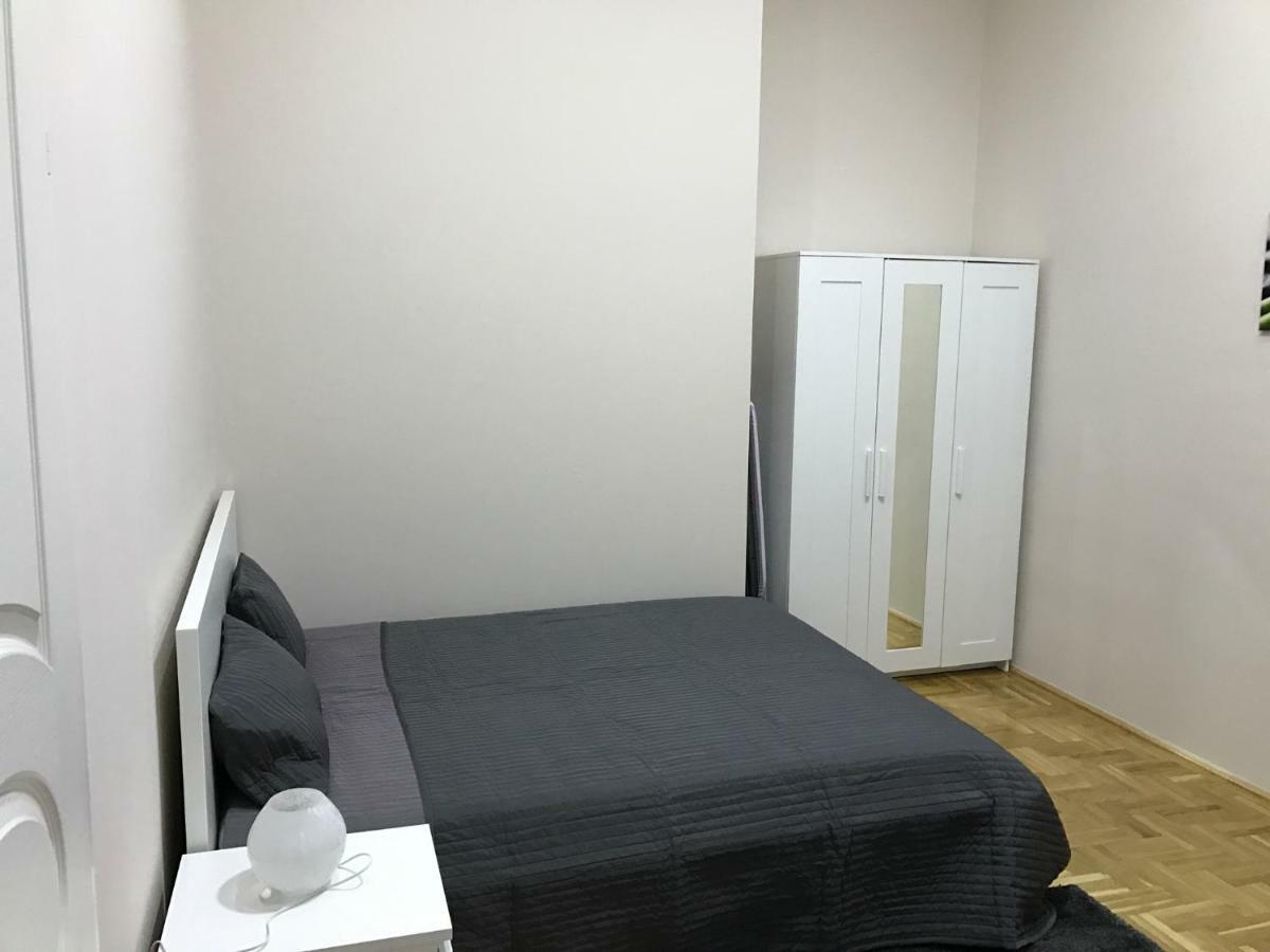 בודפשט Lovely Studio Near To Danube Riverside מראה חיצוני תמונה